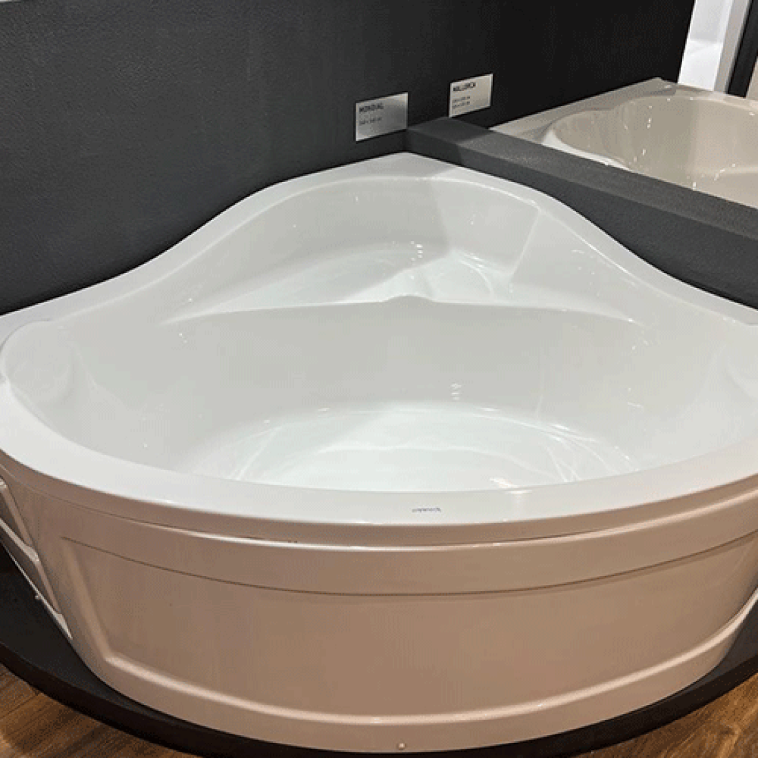 Bathroom Bathtubs Design 3